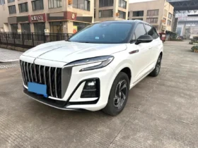 HongQi HS3