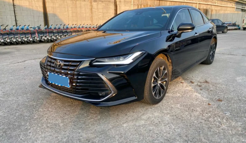 
								Toyota Avalon full									
