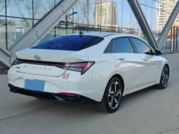 
										Hyundai Elantra full									