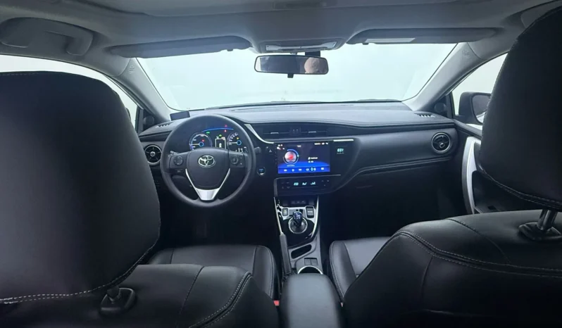 
								Toyota Corolla Hybird E+ full									