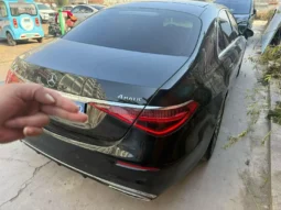 
										Mercedes-Benz S Class full									
