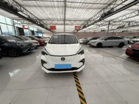 Changan BenBen E-Star