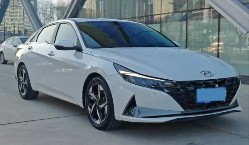 
								Hyundai Elantra full									