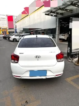 
										Hyundai Reina full									