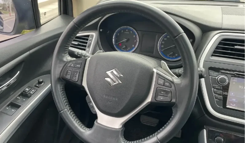 
								Suzuki S-Cross full									