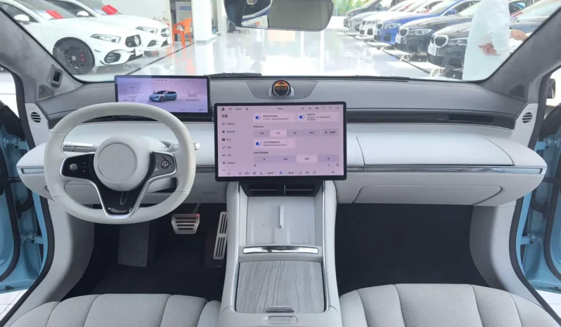 
								Luxeed S7 BEV 1 full									