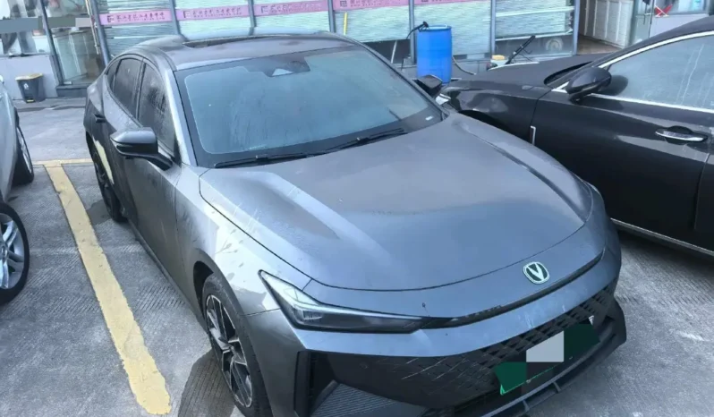 
								Changan UNI-V iDD full									