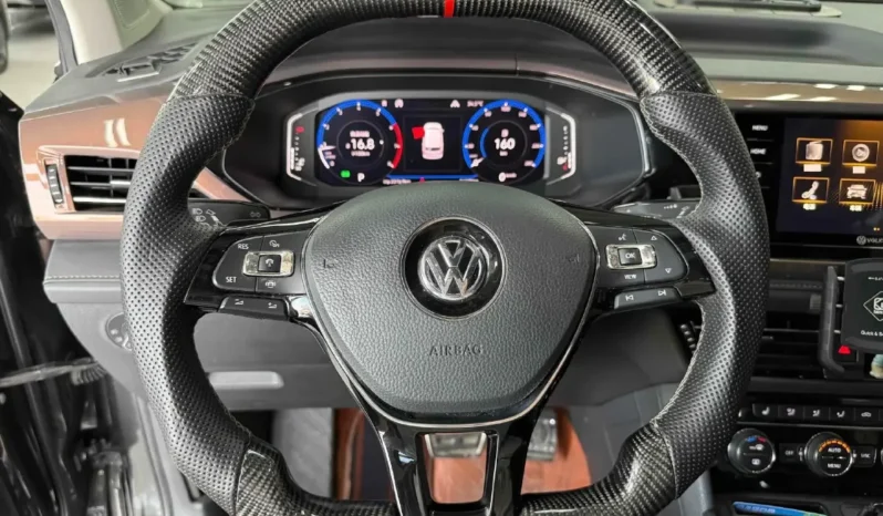 
								Volkswagen Tharu full									