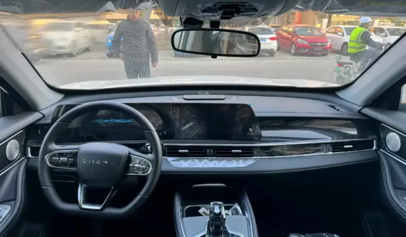 
								Chery Tiggo 7 Plus full									