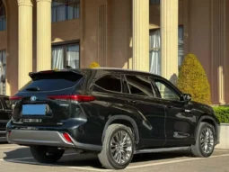 
										Toyota Highlander full									