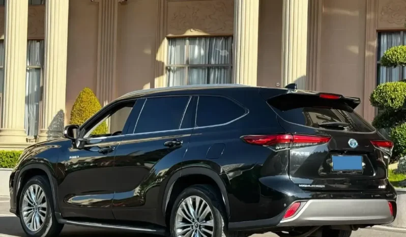 
								Toyota Highlander full									