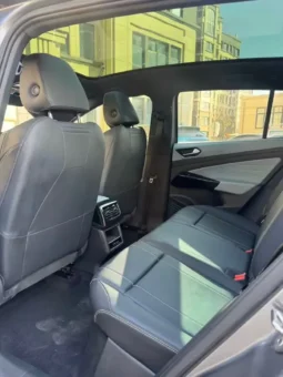 
										Volkswagen ID.4 X full									